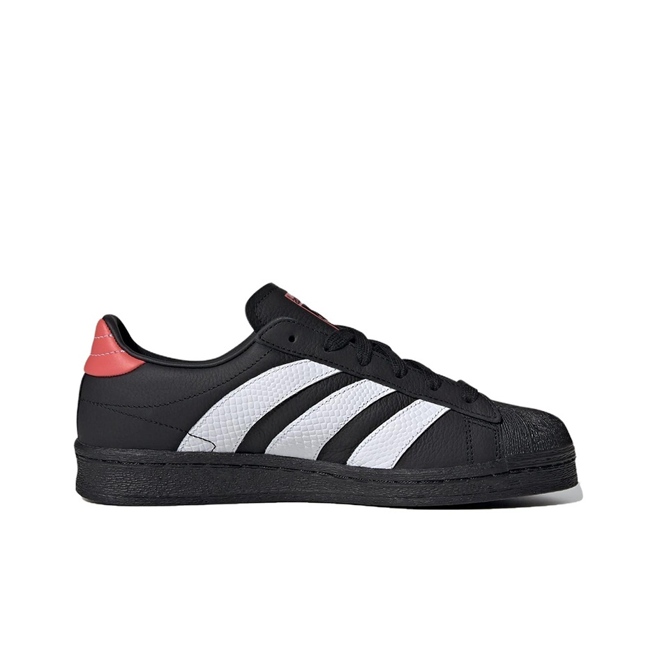 Adidas Originals Superstar 82  - Adidas Shoes Superstar recensione e prezzo